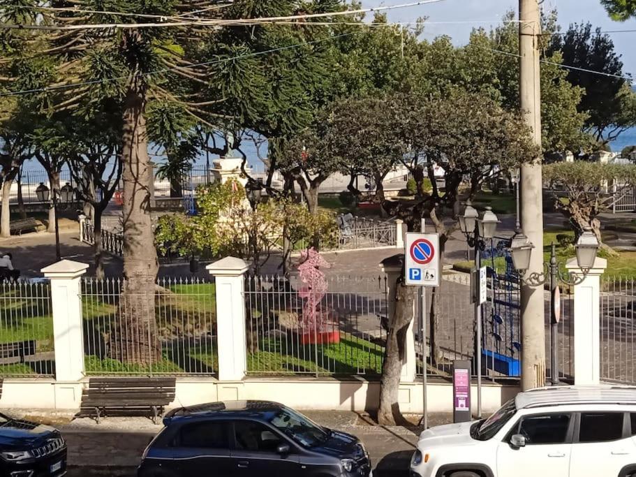 Casa Vacanza Donna Rosalia ガエータ エクステリア 写真